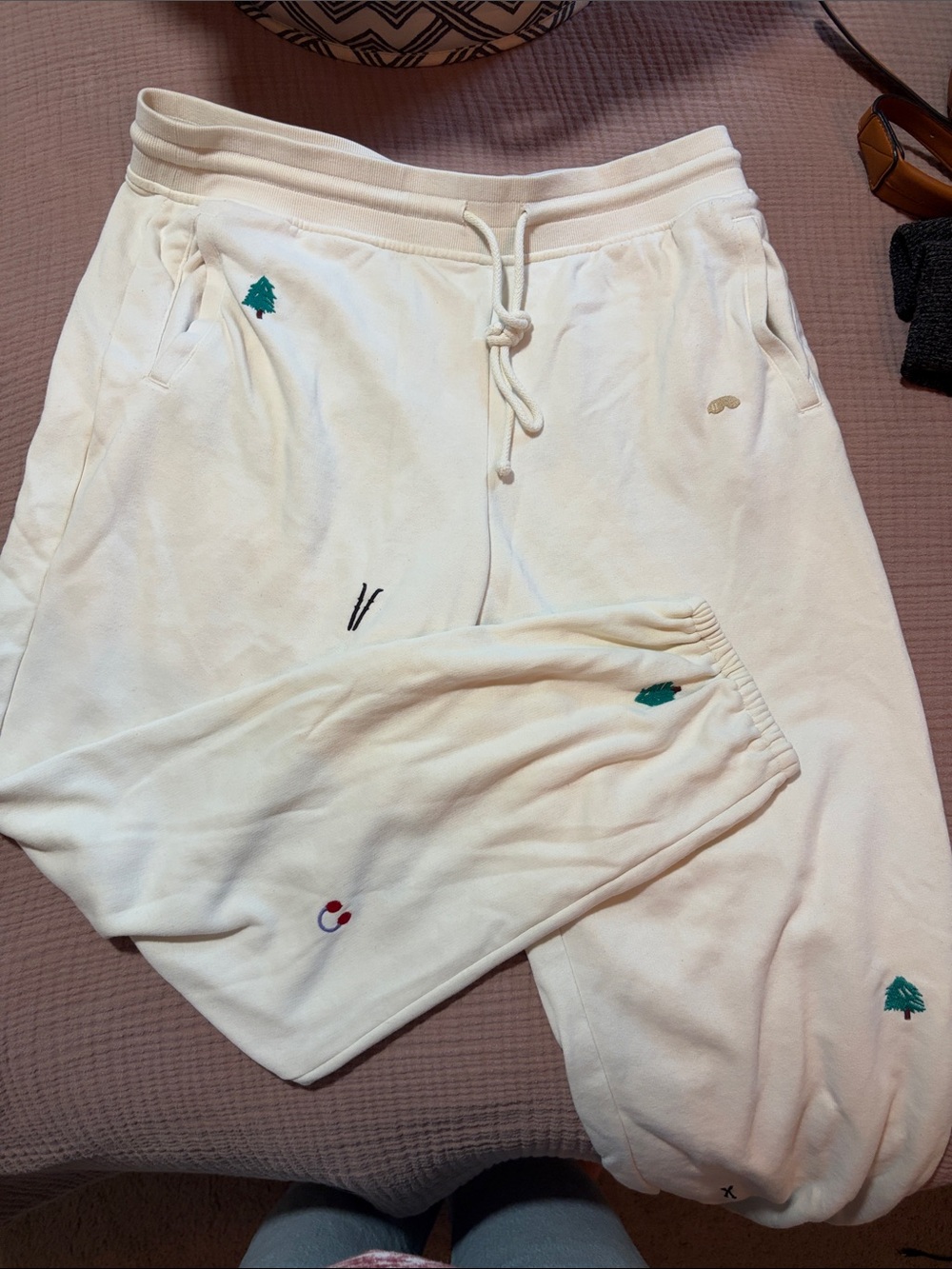Lou & Grey Cream Embroidered Sweatpants